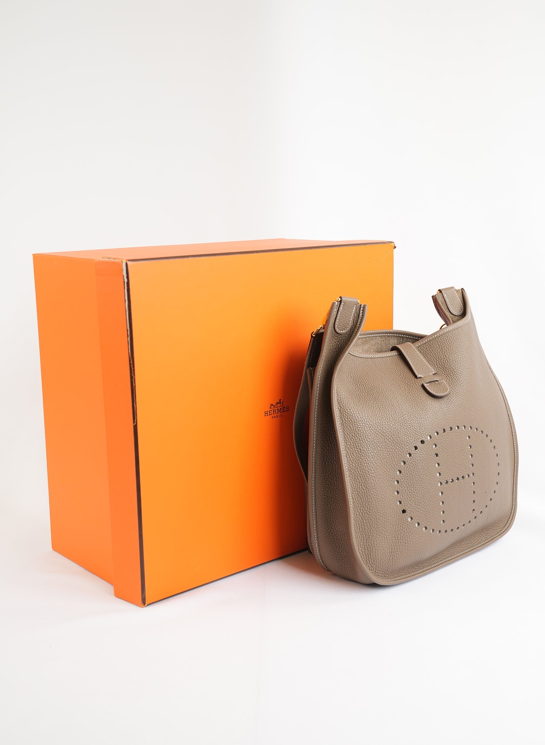 Hermès Etoupe Taurillon Clemence Evelyne Shoulder Bag