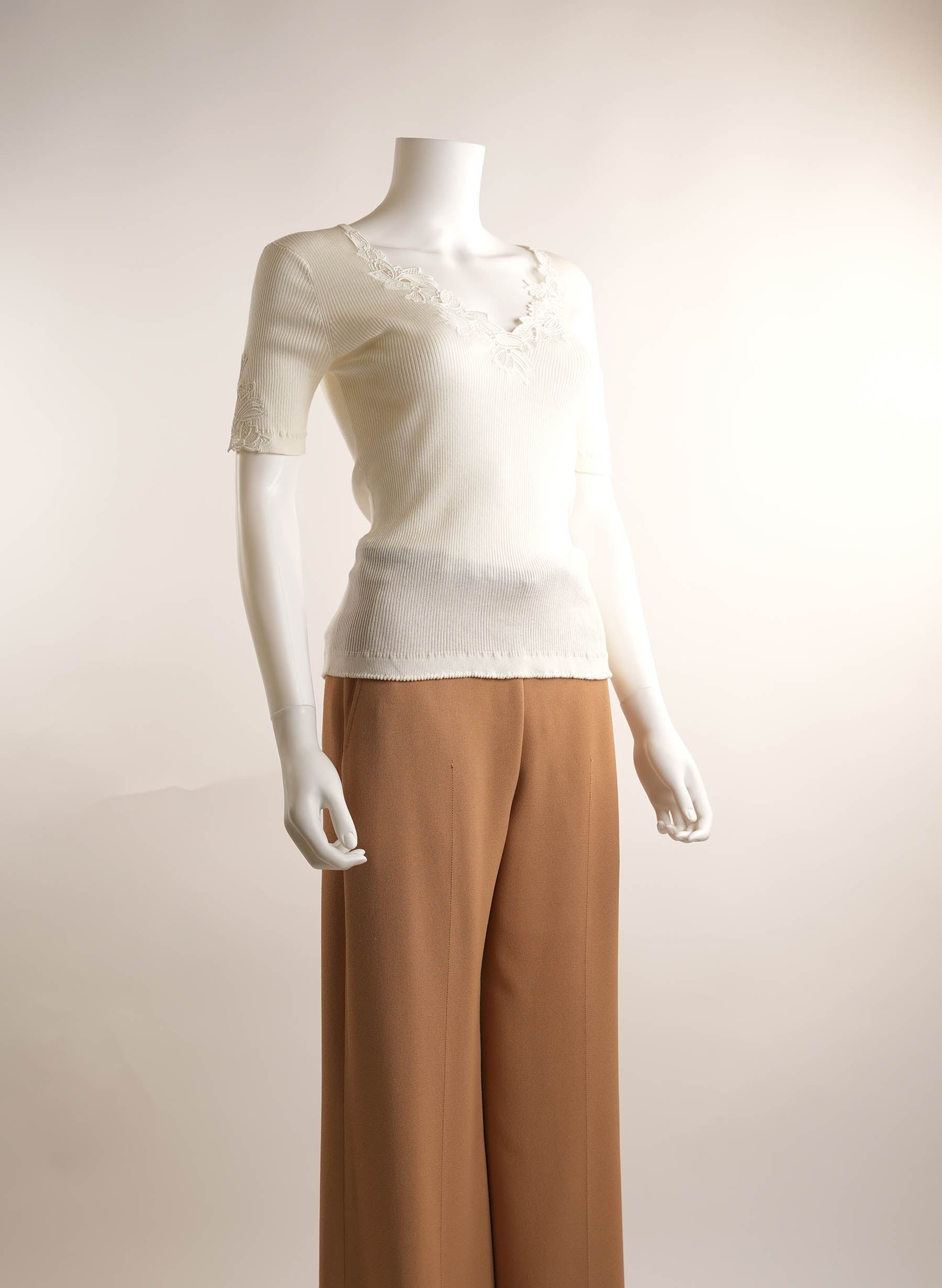 Chloe Short Sleeve Knit Top