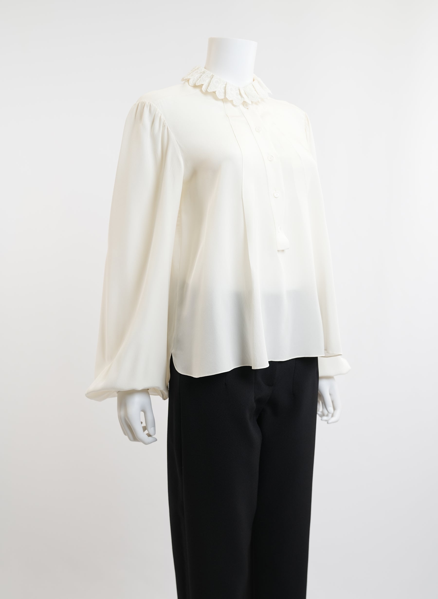 Chloe Cream Ruffled Lace Collar