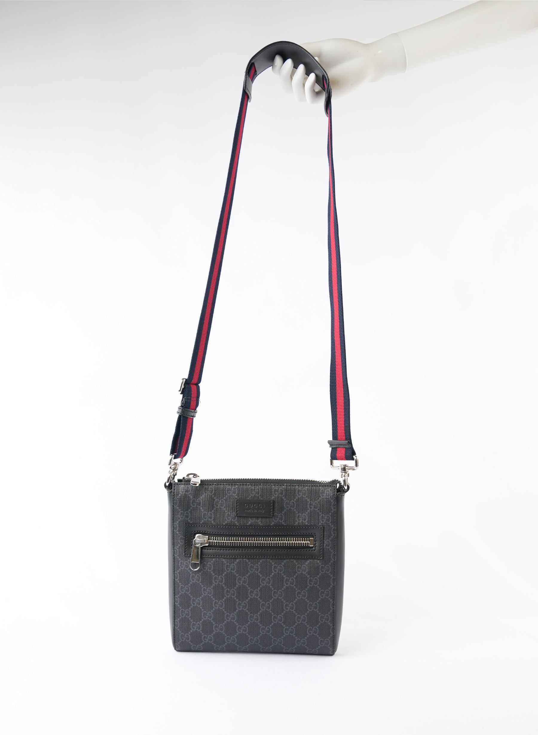 Gucci GG Supreme Monogram Web Small Flat Messenger Bag