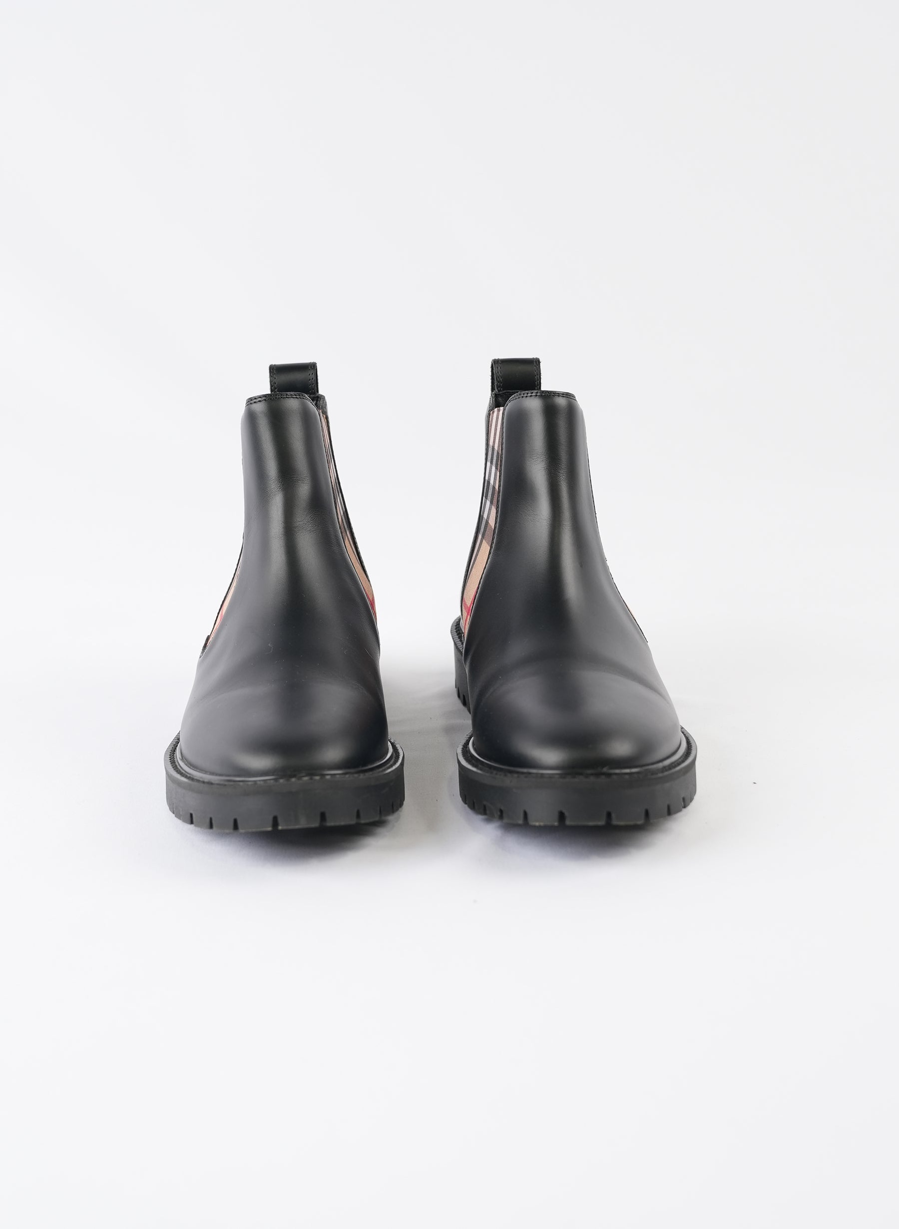 Burberry Black Leather Chelsea Boots