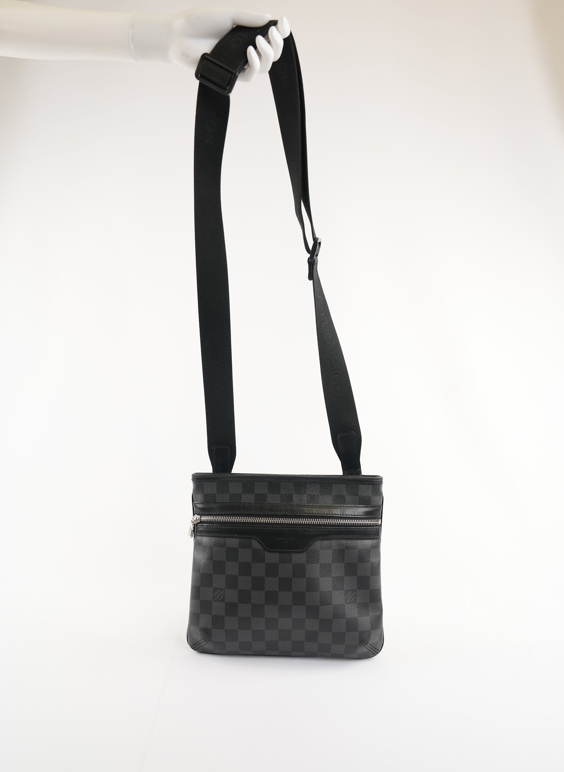 Louis Vuitton Damier Graphite Canvas Thomas Messenger Bag