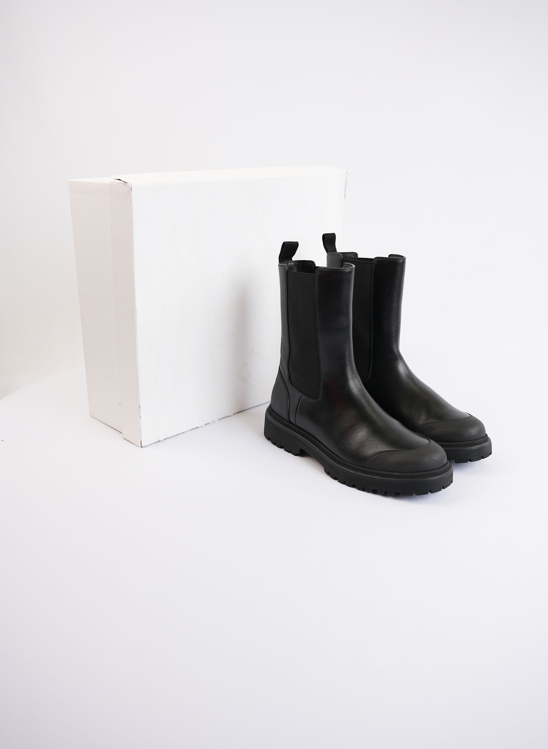 Moncler Patty Chelsea Boots