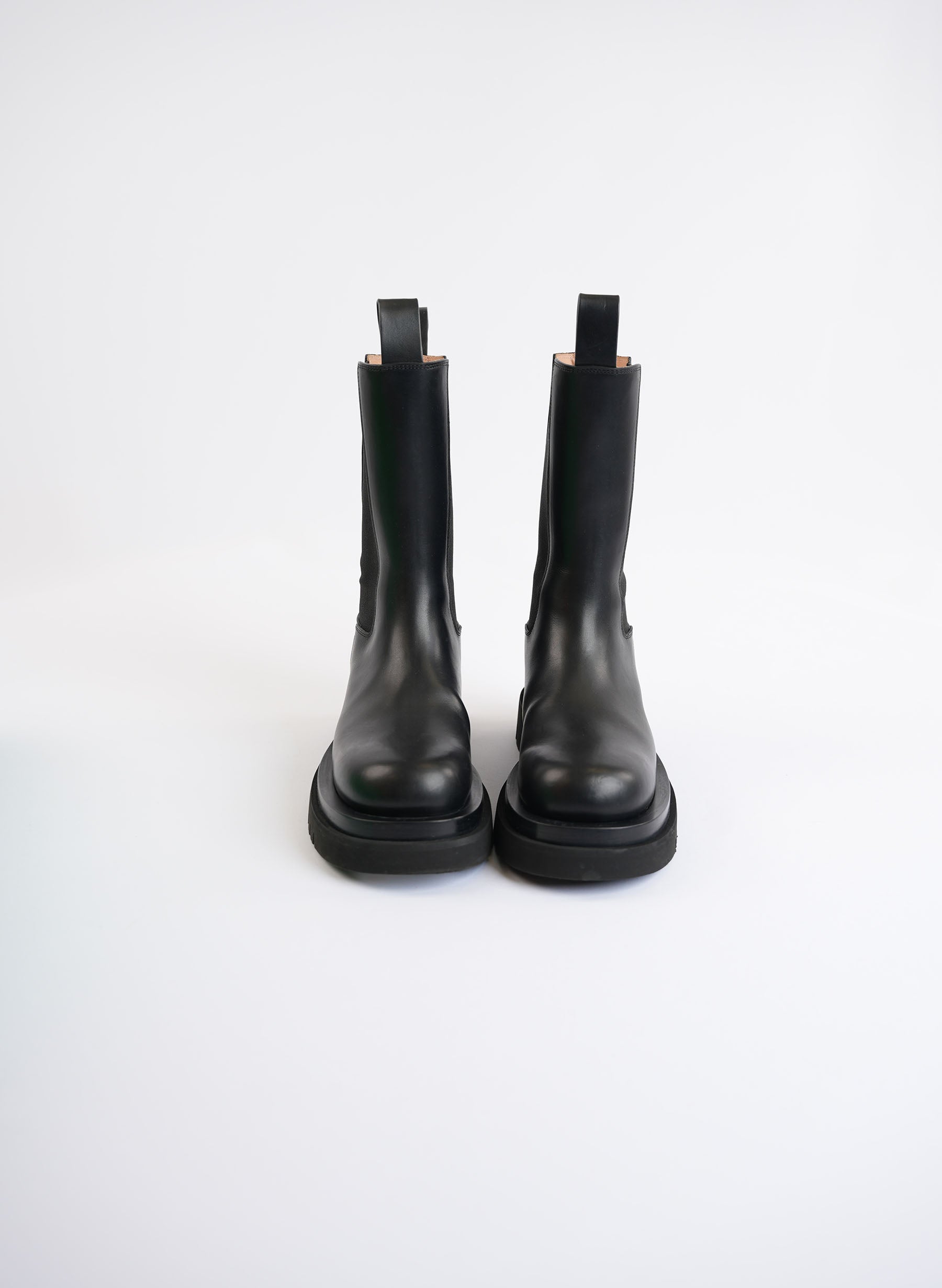 Bottega Veneta Lug Chelsea Boots