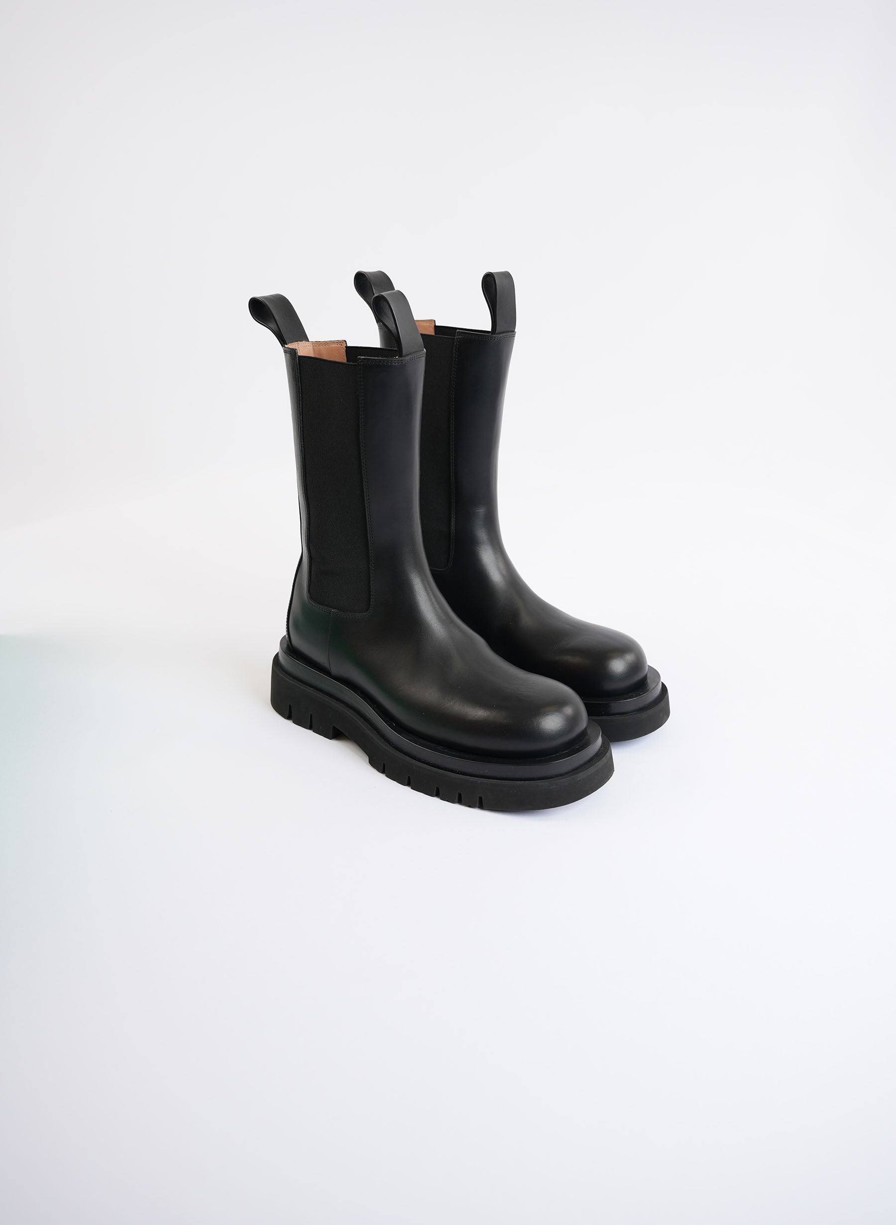 Bottega Veneta Lug Chelsea Boots