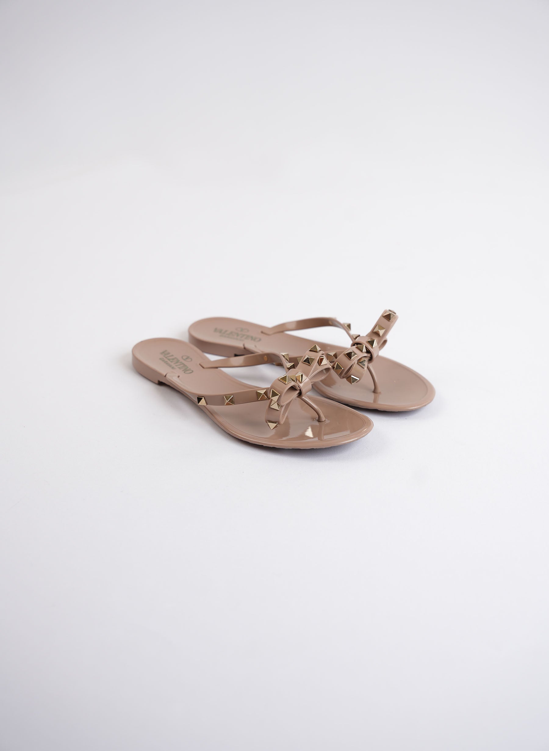 Valentino Garavani Rockstud Jelly Thong Sandles