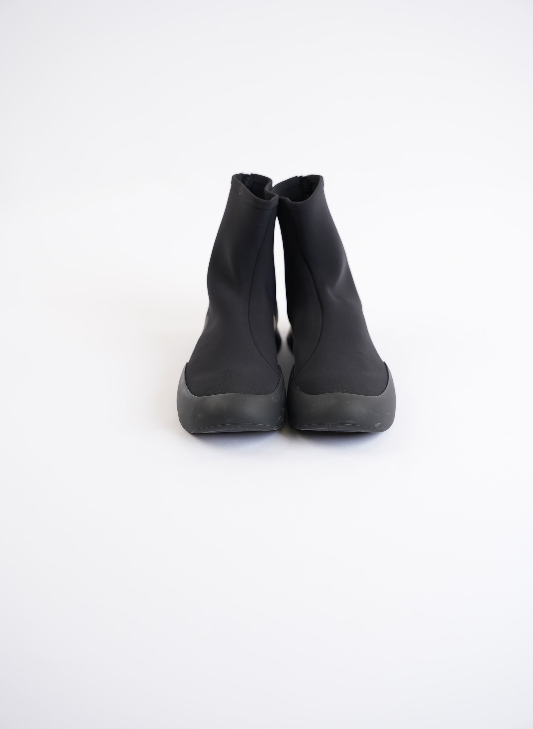 The Row Scuba Boots